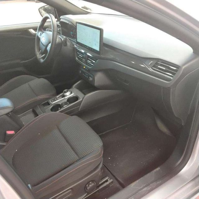 FORD FOCUS ST-LINE WAGON 1.5 ECOBLUE 115 CV - foto 12