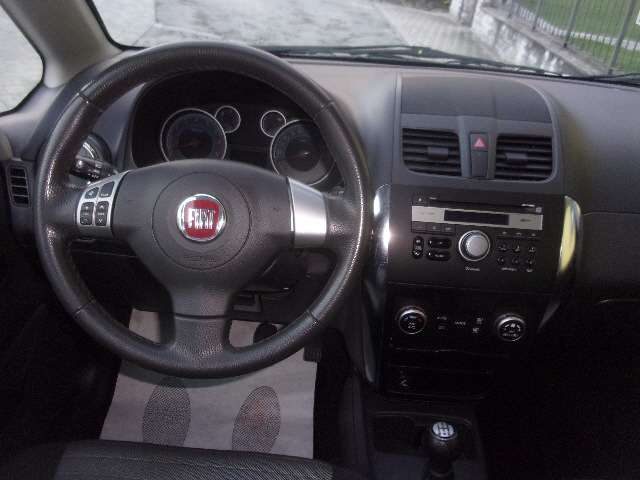 FIAT SEDICI 1.6 16V EMOTION 4X4 120CV-UNICO  - foto 9
