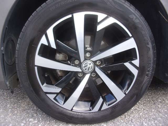 VOLKSWAGEN POLO VI  5P 1.0 MPI COMFORTLINE 75CV- - foto 6
