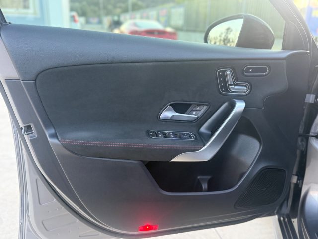 MERCEDES-BENZ A 180 PREMIUM AMG -TETTO APRIBILE - foto 17