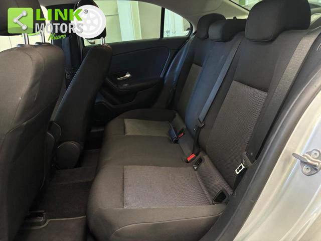 MERCEDES-BENZ A 180 D SEDAN PREMIUM - foto 22