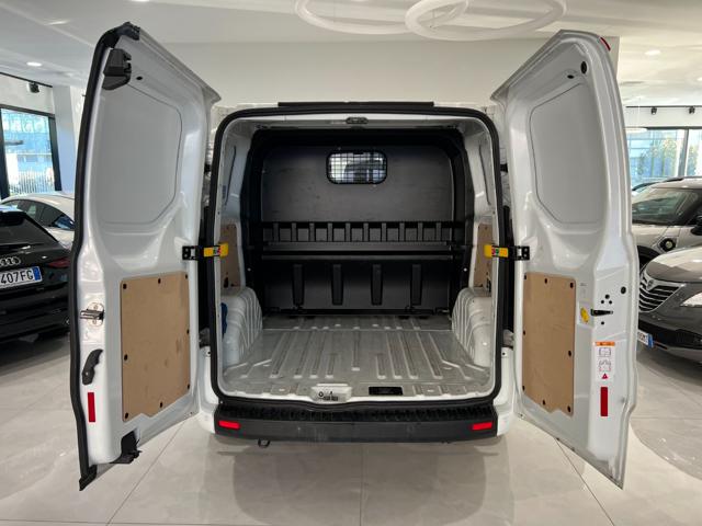 FORD TRANSIT CUSTOM 300 2.0 ECOBLUE HYBRID 130 PC-DC - foto 6
