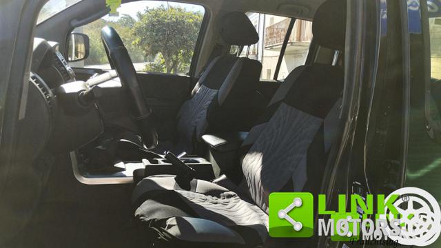 NISSAN NAVARA DOUBLE CAB 2.5 DCI 190 LE 4WD - foto 7