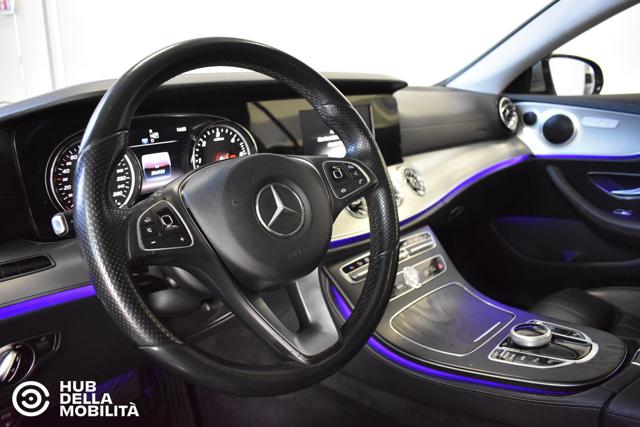 MERCEDES-BENZ E 220 D 4MATIC COUPE' SPORT AUT. - foto 13