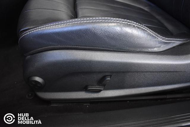 MERCEDES-BENZ E 220 D 4MATIC COUPE' SPORT AUT. - foto 30