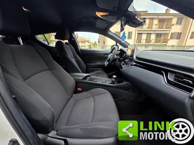 TOYOTA C-HR 1.8H BUSINESS 2WD E-CVT - foto 25