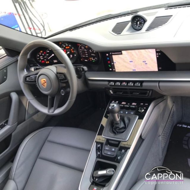 PORSCHE 992 CARRERA 4 GTS - foto 13