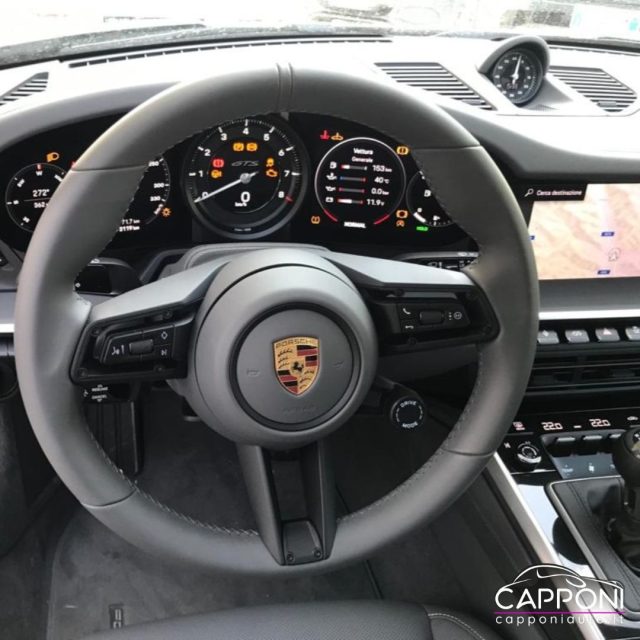 PORSCHE 992 CARRERA 4 GTS - foto 15