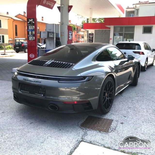 PORSCHE 992 CARRERA 4 GTS - foto 5