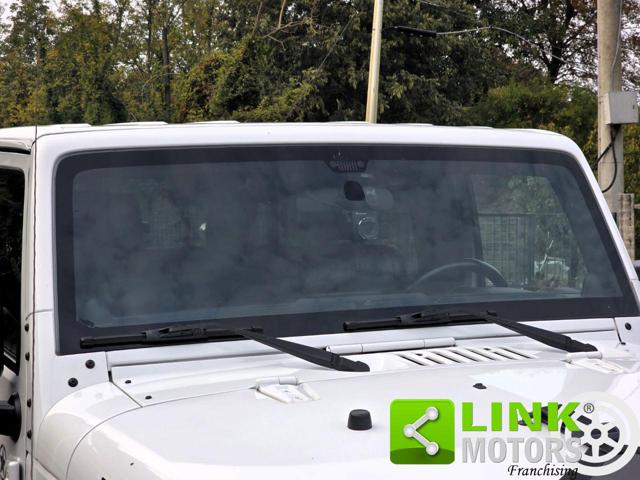 JEEP WRANGLER 3P 2.8 CRD SAHARA AUTO - foto 43
