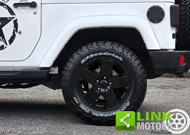 JEEP WRANGLER 3P 2.8 CRD SAHARA AUTO - foto 33