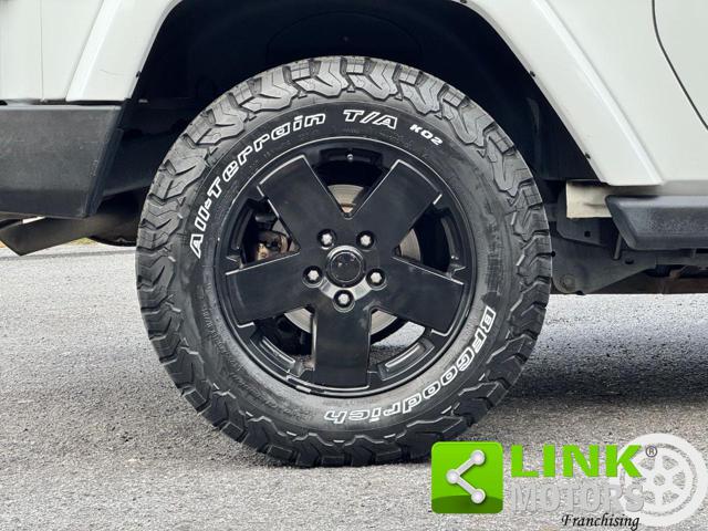JEEP WRANGLER 3P 2.8 CRD SAHARA AUTO - foto 28