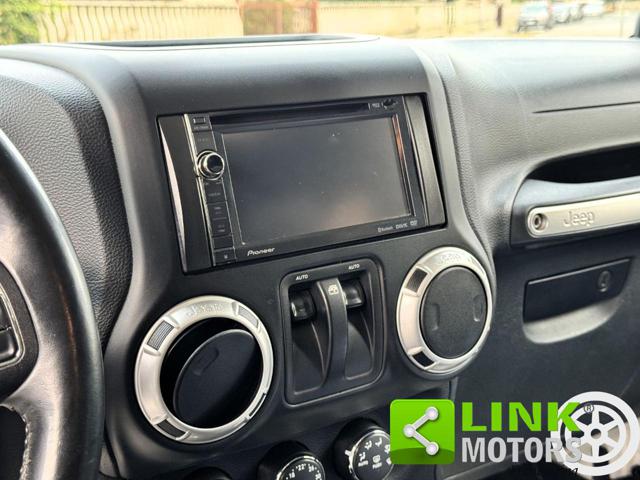 JEEP WRANGLER 3P 2.8 CRD SAHARA AUTO - foto 19