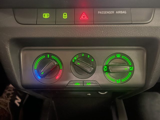 SKODA FABIA 1.0 TSI DSG WAGON AMBITION C/GRI - foto 22