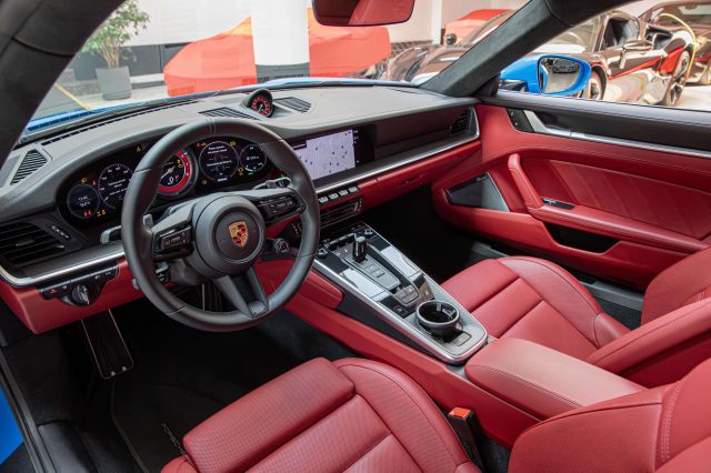 PORSCHE 911 992 TURBO|LIFT|PDCC|360°VIEW|BUR - foto 9
