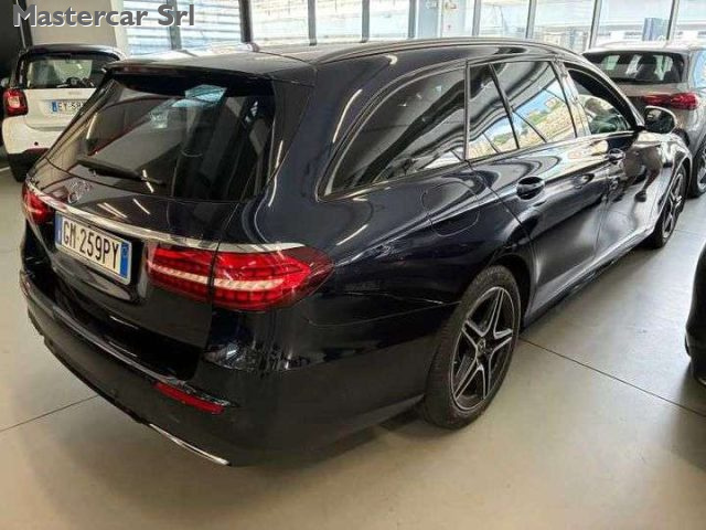 MERCEDES-BENZ E 220 SW D MHEV PREMIUM AMG S213 4MATI - foto 5