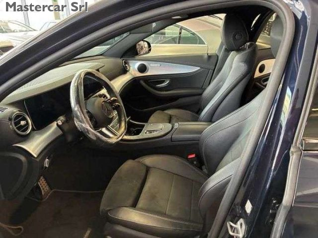 MERCEDES-BENZ E 220 SW D MHEV PREMIUM AMG S213 4MATI - foto 12