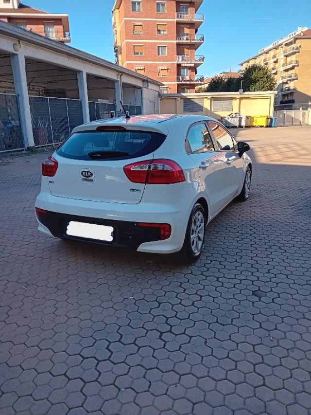KIA RIO 1.2 - foto 8