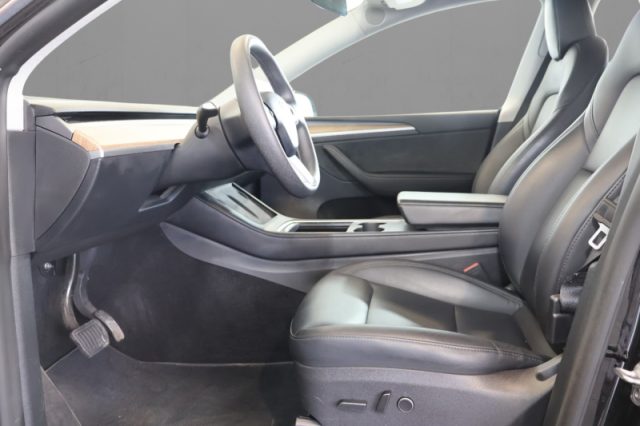 TESLA MODEL Y LONG RANGE AWD - foto 8