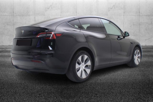 TESLA MODEL Y RWD - foto 3