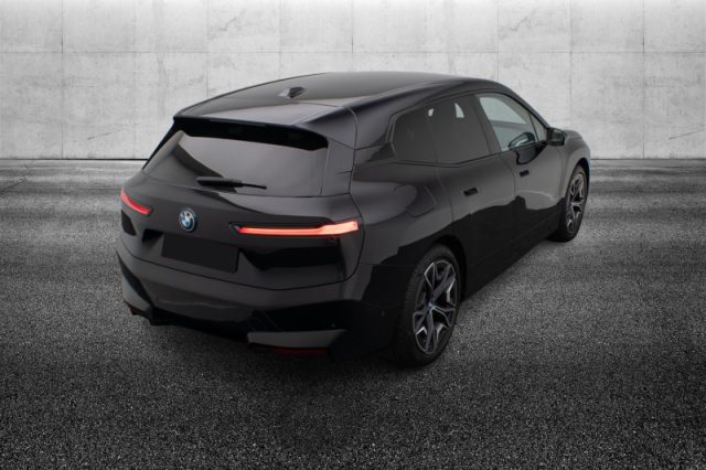 BMW IX XDRIVE 50 - foto 3