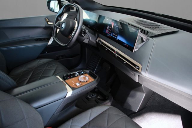 BMW IX XDRIVE 40 - foto 7