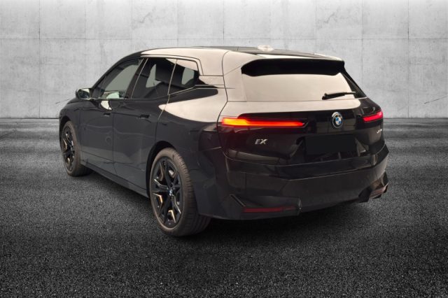 BMW IX XDRIVE 40 - foto 3