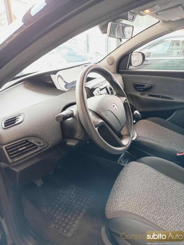 LANCIA YPSILON 1.0 FIREFLY 5 PORTE S&S HYBRID G - foto 10