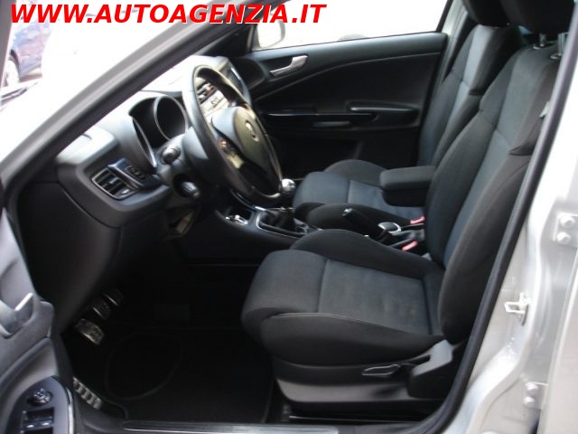 ALFA ROMEO GIULIETTA 2.0 JTDM-2 140 CV - foto 8