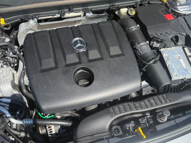 MERCEDES-BENZ A 180 PREMIUM AMG GARANZIA - foto 13