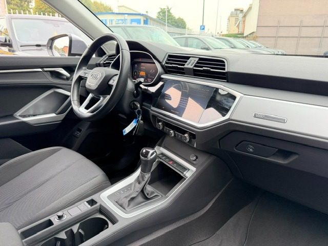 AUDI Q3 45 TFSI E S TRONIC BUSINESS - foto 13