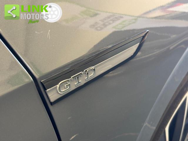 VOLKSWAGEN GOLF GTD VIII 200CV DSG - foto 35