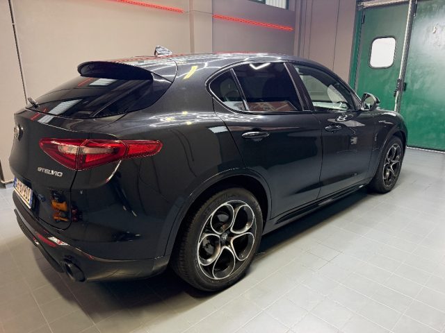ALFA ROMEO STELVIO 2.2 TURBODIESEL 210 CV AT8 Q4 VE - foto 6