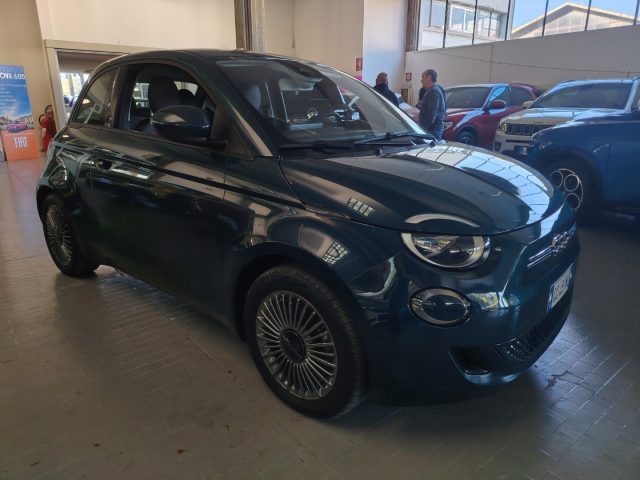 FIAT 500E BERLINA 42 KWH ICON MY22 - foto 5