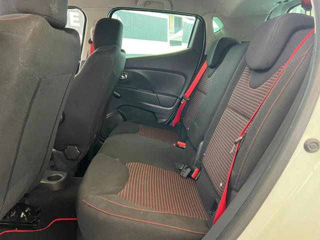 RENAULT CLIO 1.6 T 200CV EDC 5 PORTE R.S. - foto 10