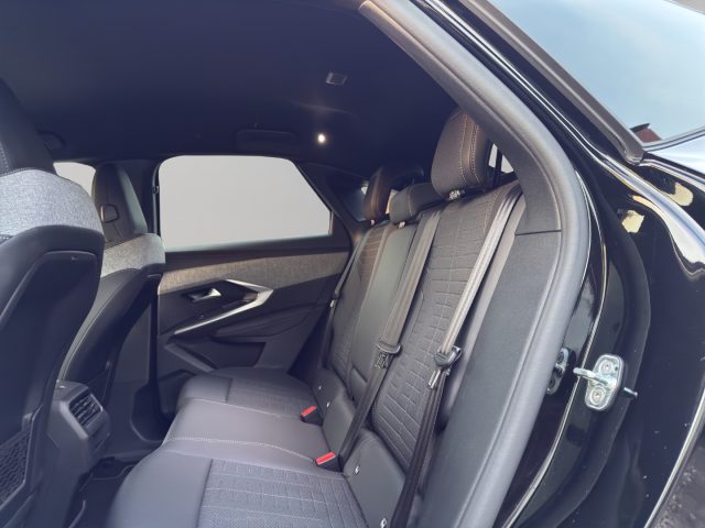 PEUGEOT 3008 HYBRID 136 E-DCS6 GT - foto 13