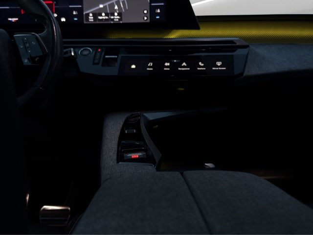 PEUGEOT 3008 HYBRID 136 E-DCS6 GT - foto 14
