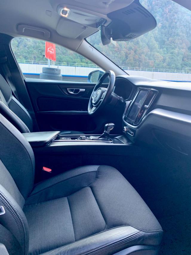 VOLVO V60 D3 GEARTRONIC PLUS 1 PROPRIETARI - foto 13