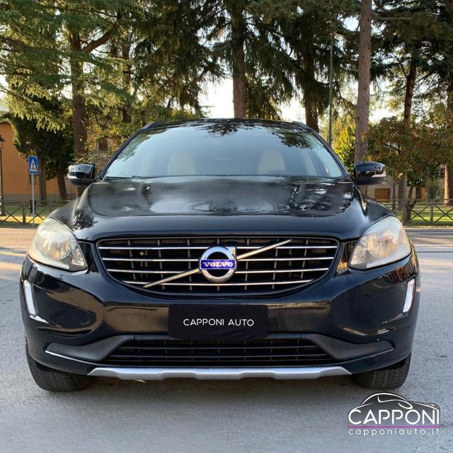 VOLVO XC60 D4 AWD - foto 2