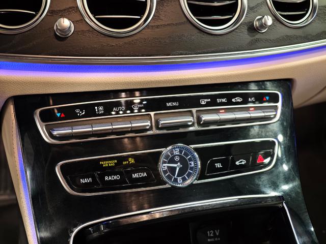 MERCEDES-BENZ E 220 D AUTO PREMIUM PLUS AMG - foto 13