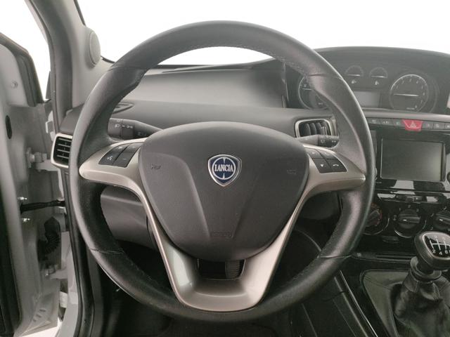LANCIA YPSILON 1.0 FIREFLY 5 PORTE S&S HYBRID E - foto 8