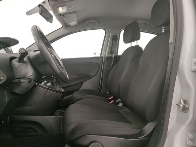 LANCIA YPSILON 1.0 FIREFLY 5 PORTE S&S HYBRID E - foto 5