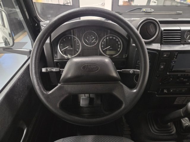LAND ROVER DEFENDER 110 2.4 TD4 7 POSTI AUTOVETTURA - foto 14