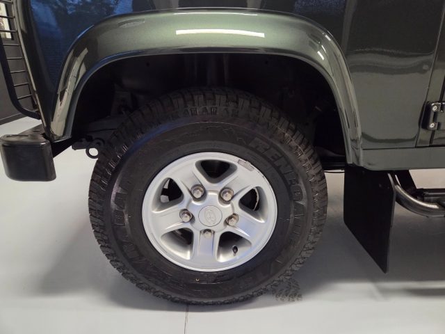 LAND ROVER DEFENDER 110 2.4 TD4 7 POSTI AUTOVETTURA - foto 26