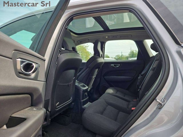 VOLVO XC60 XC60 2.0 T6 RECHARGE PHEV INSCRI - foto 11