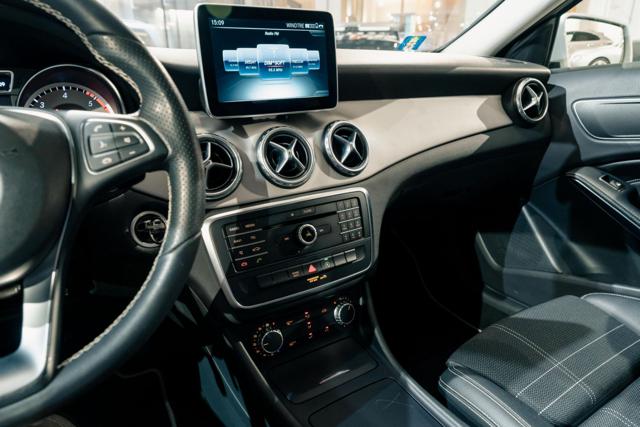 MERCEDES-BENZ GLA 180 D AUTOMATIC SPORT*TELECAMERA*CRU - foto 14