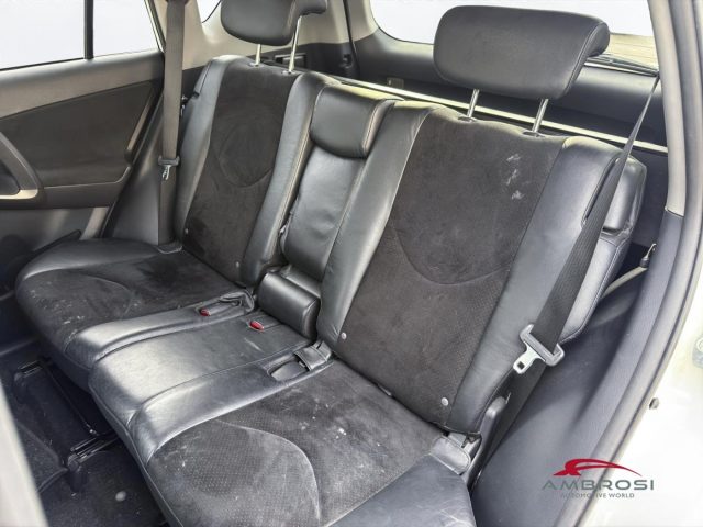 TOYOTA KTM RAV4 D-4D 150 CV LOUNGE - PER OP - foto 10