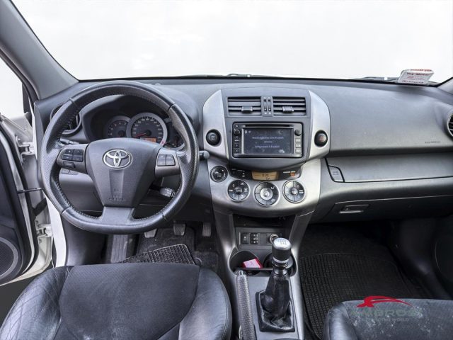 TOYOTA KTM RAV4 D-4D 150 CV LOUNGE - PER OP - foto 14