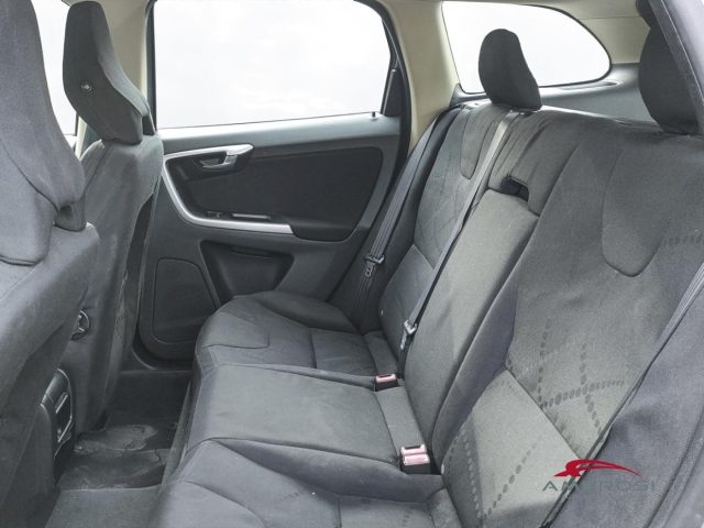 VOLVO XC60 2.4 D 163 CV AWD KINETIC - PER O - foto 10