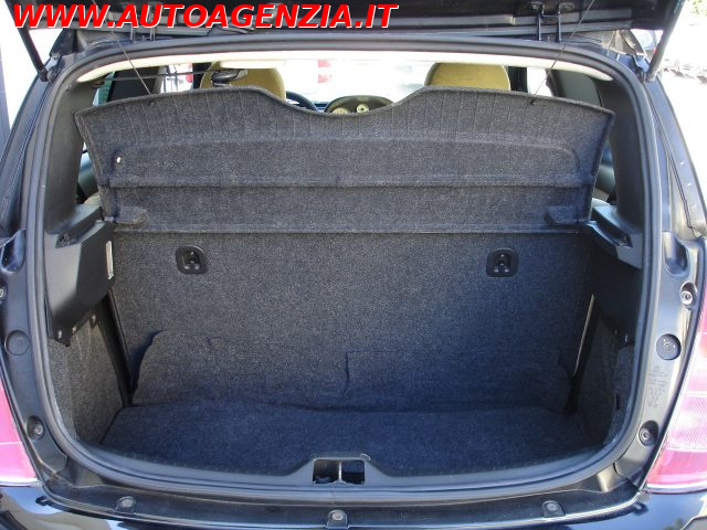 LANCIA YPSILON 1.2 - foto 13